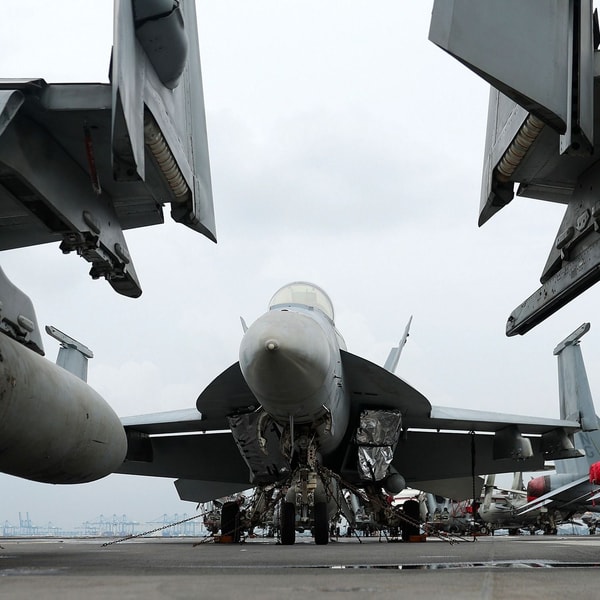 Trump Weighs War With Iran