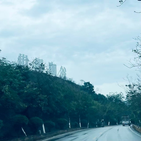 96. 昆明&保山行 - 人间烟火、古镇与一杯好咖啡 (结尾有彩蛋)