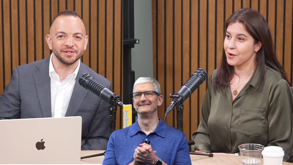Tim Cook Steps Down — With Joanna Stern