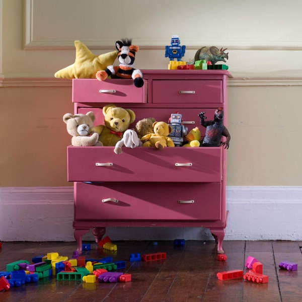Drowning in toys? Here’s how to handle kid clutter