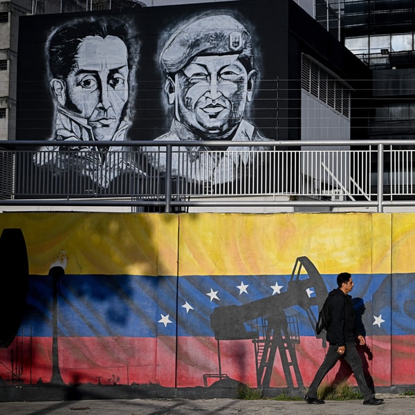 Trump drinks Venezuela’s milkshake
